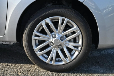 MITSUBISHI ATTRAGE GLX-15