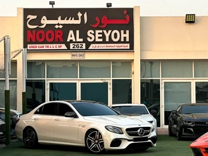 MERCEDES BENZ AMG E63 KOREAN 2018 Perfect Condition 5 buttons Full option Full Carbon Fiber