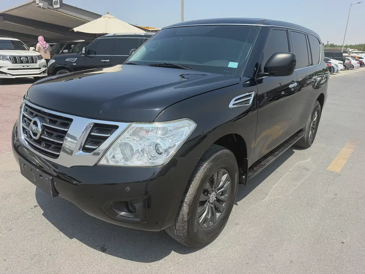 2018 Nissan Patrol SE GCC Specs balck color-2-2