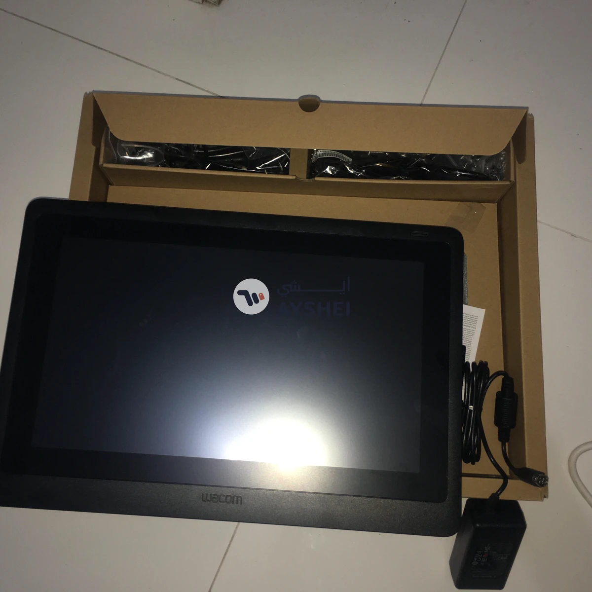 Wacom Cintiq 16 Drawing Tablet-7-7