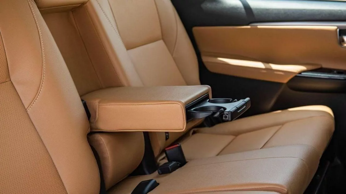 Toyota Fortuner VXR TOYOTA FORTUNER VX SR5 V6 CYLINDER, 4.0P, BLACK COLOR TAN INTERIOR, 4WD-11-0