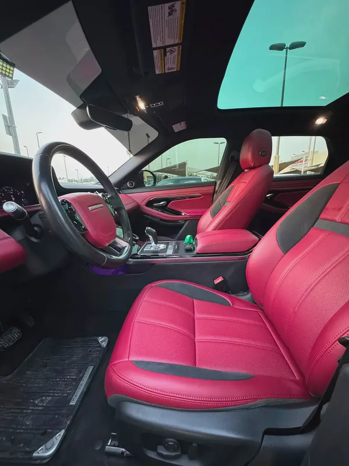 2020 Land Rover Range Rover Evoque P250 SE | Low Mileage | Luxury Compact SUV-8-8