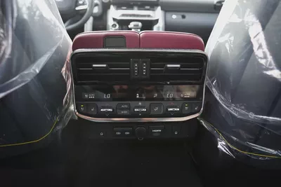 2026 Toyota Land Cruiser GR Sport 3.3L DIESEL GCC Specs-12