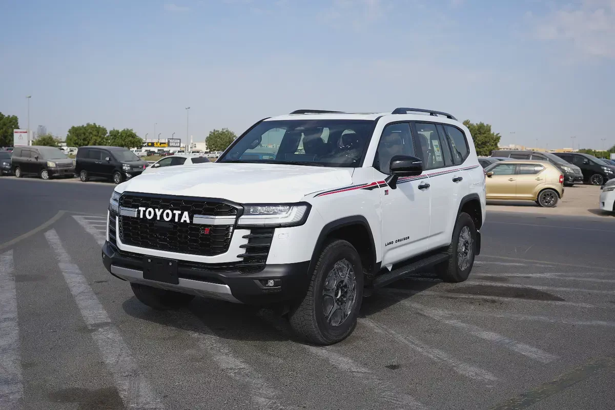 2026 Toyota Land Cruiser GR Sport 3.3L DIESEL GCC Specs-1-1