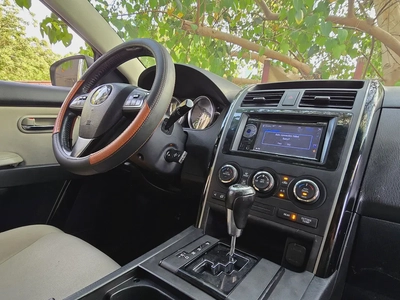 7 Seaters | GCC SPECS | LOW KMs | TOP CONDITION-4