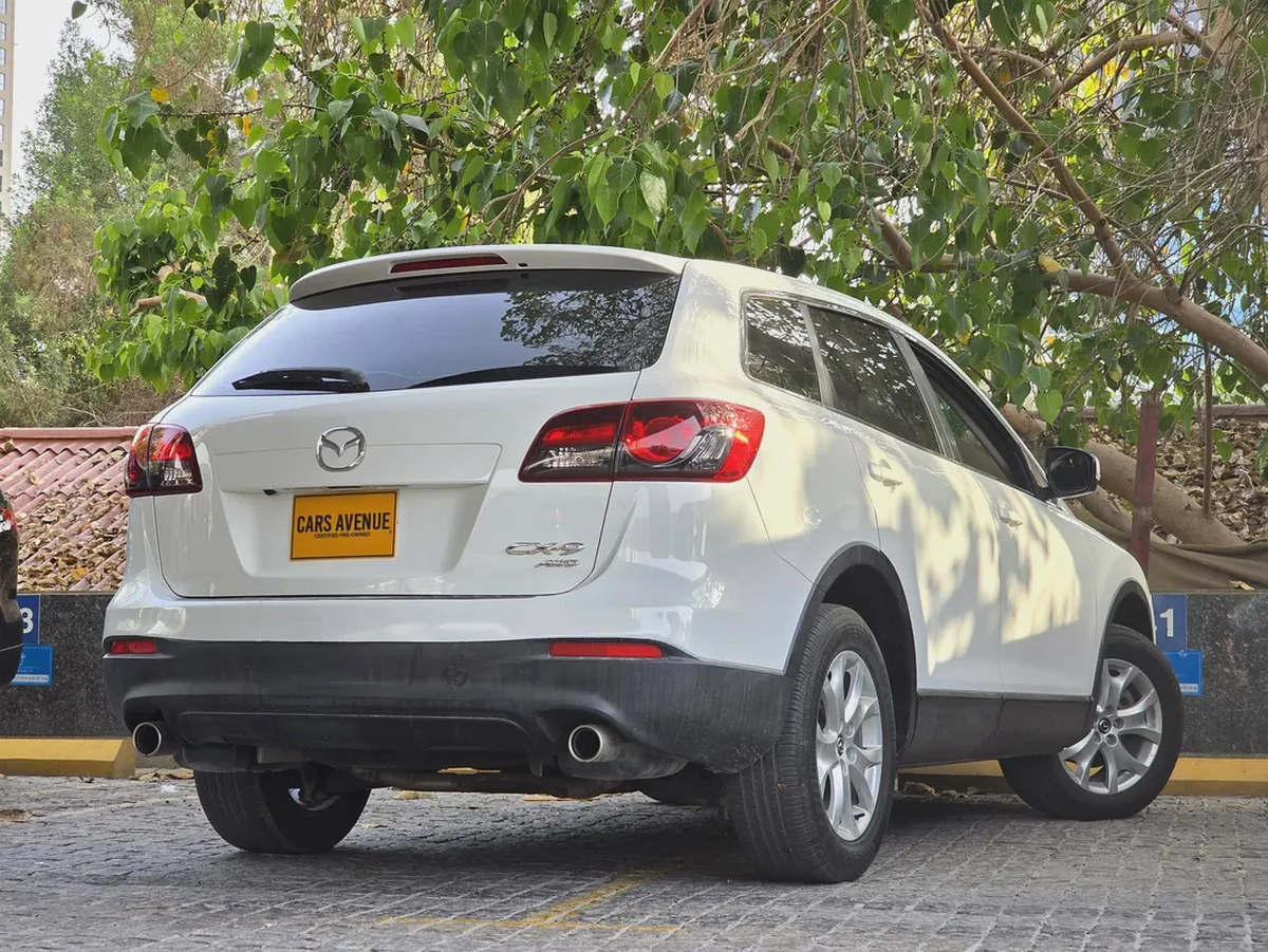 7 Seaters | GCC SPECS | LOW KMs | TOP CONDITION-2-2