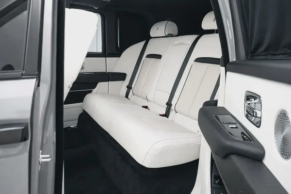 Rolls-Royce Cullinan 2020 | GCC Specs | V12 Luxury SUV | Mint Condition