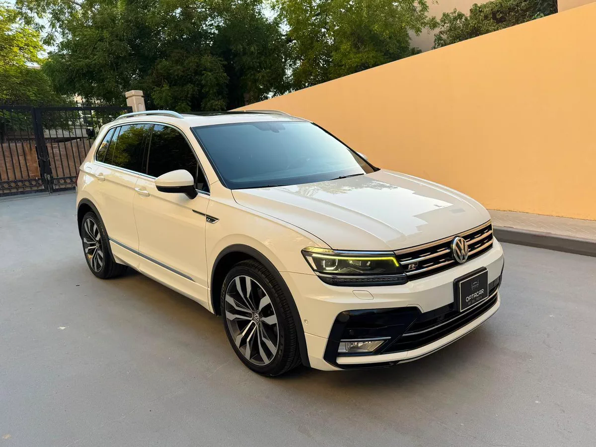 Gulf Specs 2017 VOLKSWAGEN TIGUAN R-LINE TSI 4Motion (AL-Naboodah Maintained)