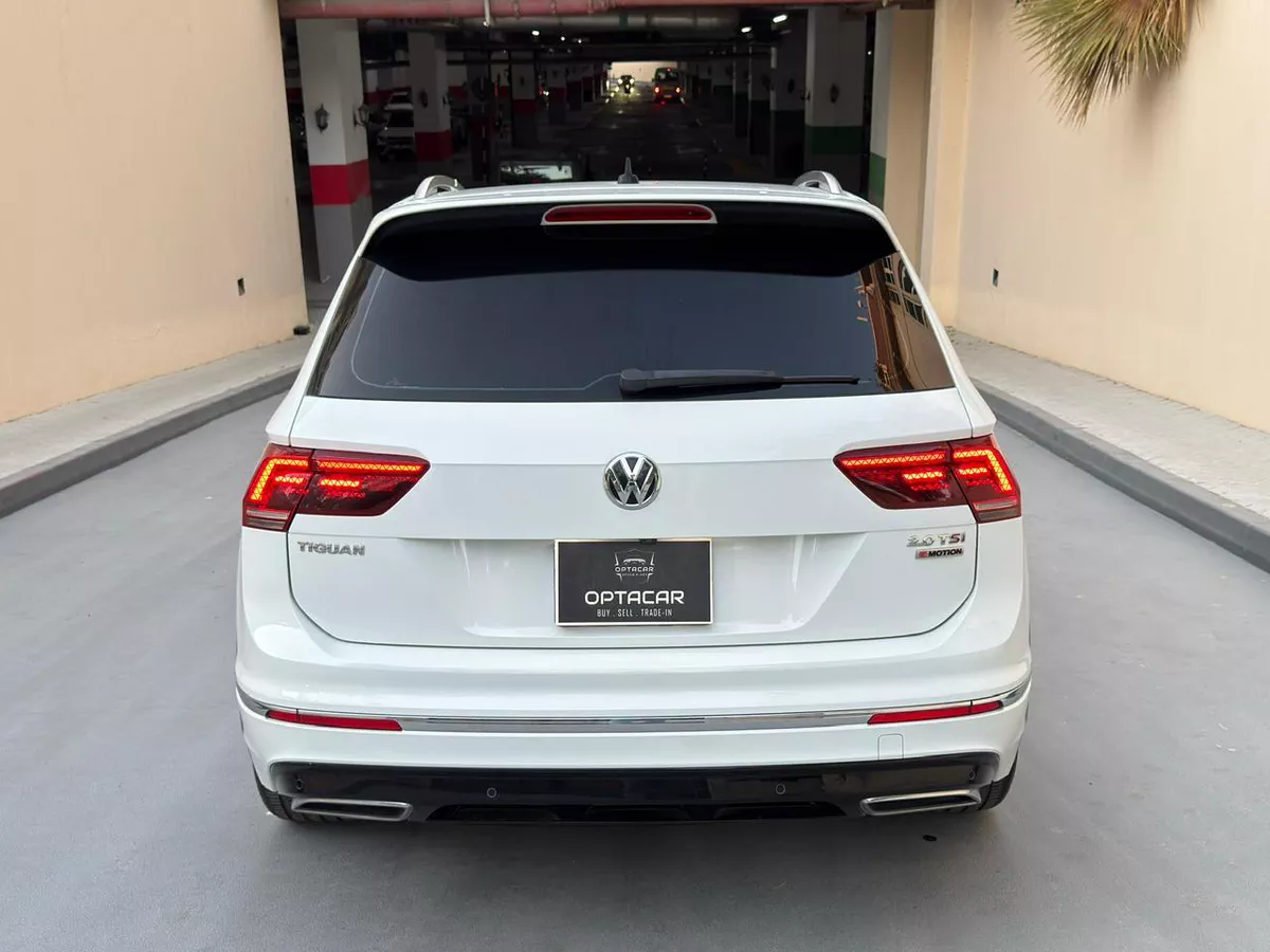 Gulf Specs 2017 VOLKSWAGEN TIGUAN R-LINE TSI 4Motion (AL-Naboodah Maintained)-5-5