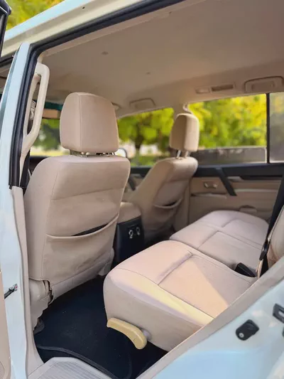 Mitsubishi Pajero GLS 2017 GCC Specs-15