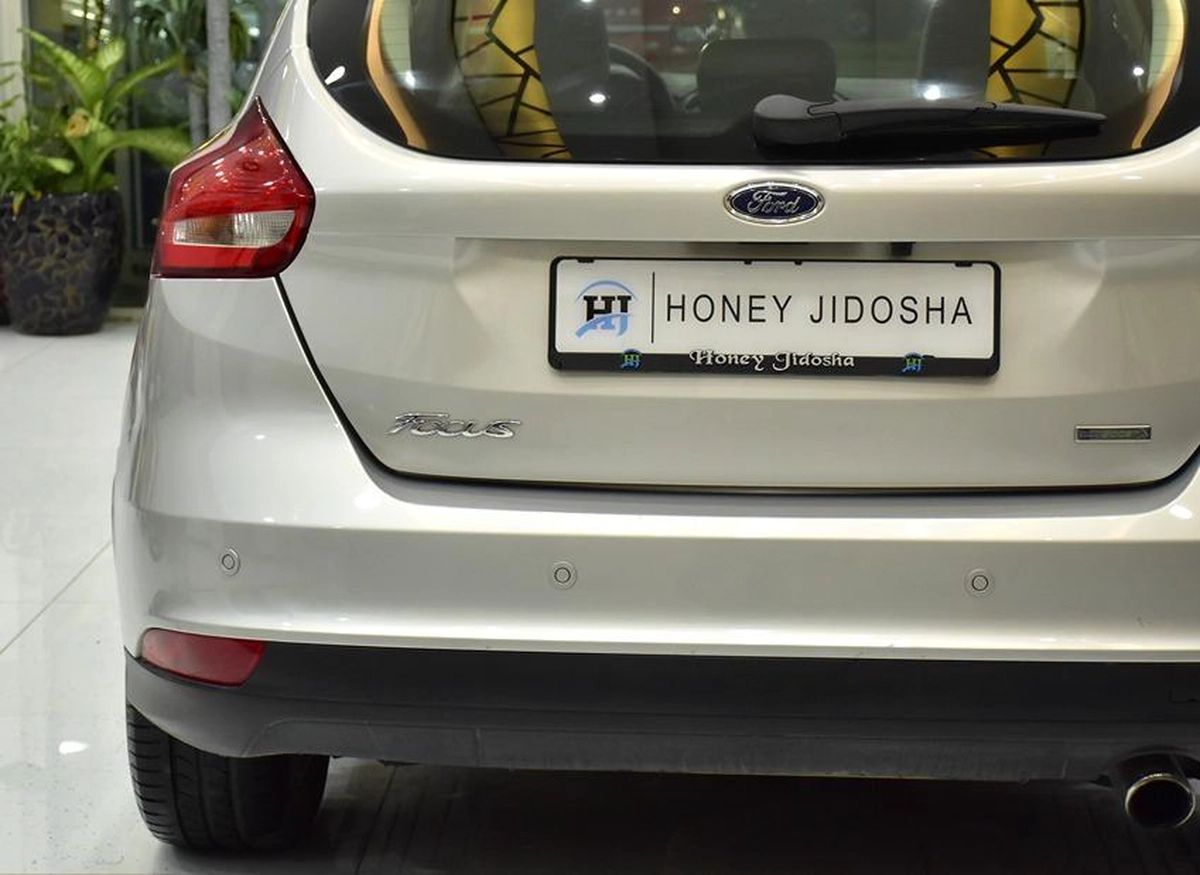 Ford Focus ( 2018 Model ) in Silver Color GCC Specs-11-11