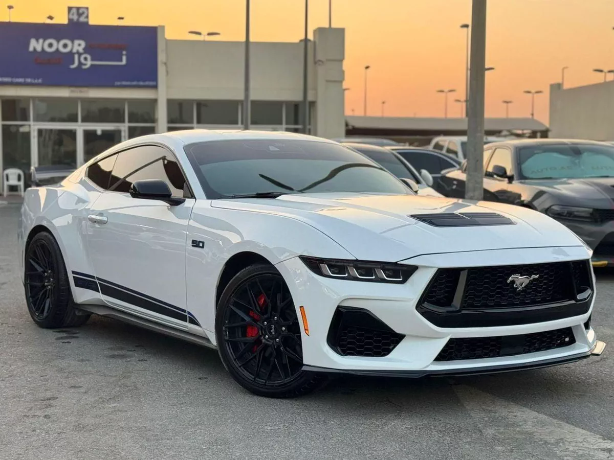 Ford Mustang GT PREMIUM-2-0