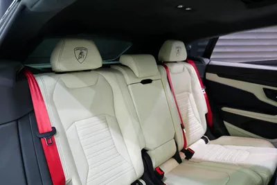 Lamborghini Urus SE-9