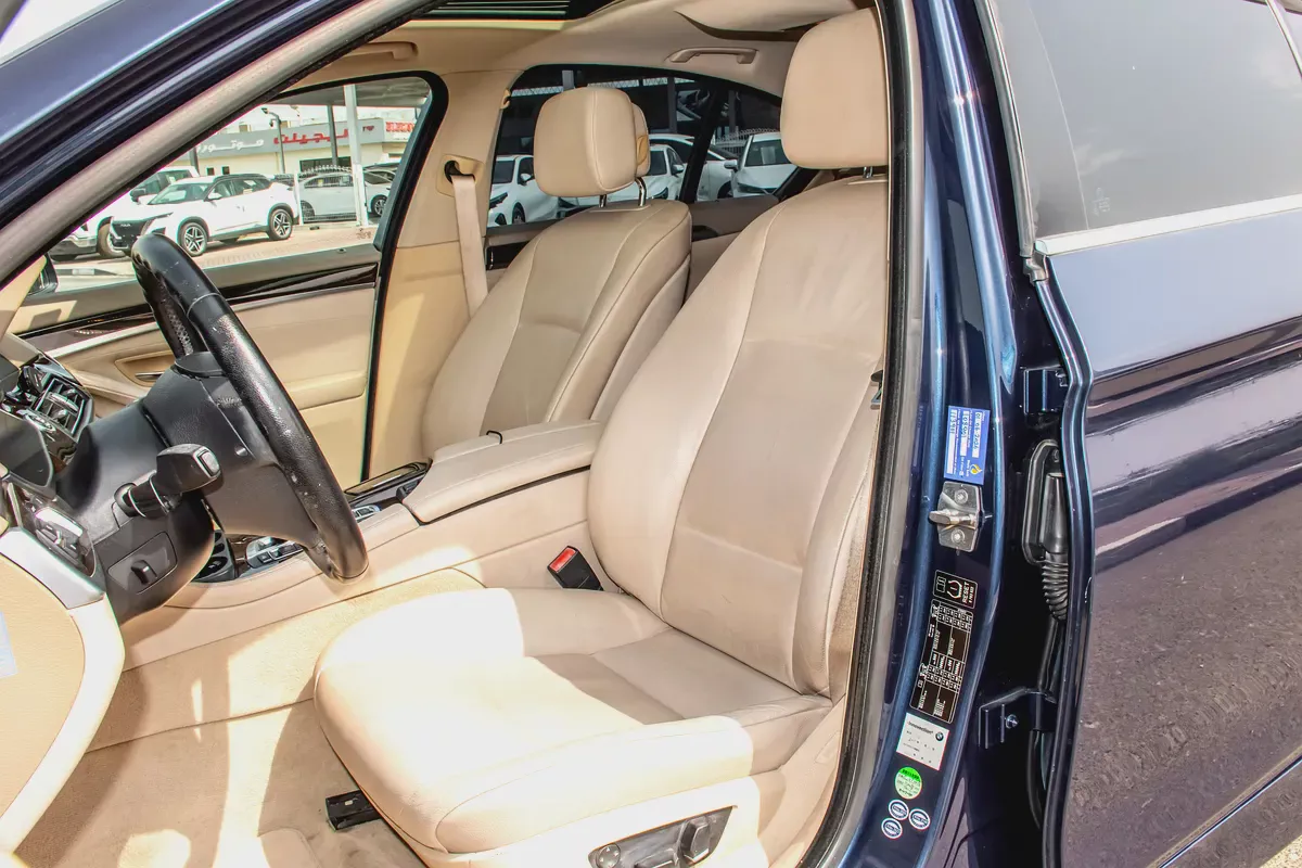 2010 - BMW 528i - IMMACULATE CONDITION - ONLY 112,000 KM DONE-15-15
