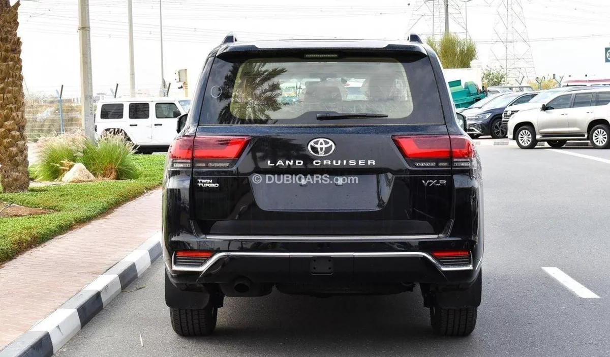 Toyota Land Cruiser VXR VX 3.5L TWIN TURBO FULL OPTION-14-0