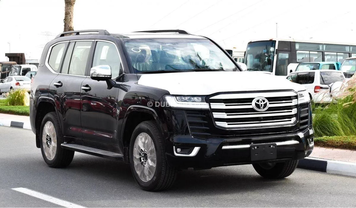 Toyota Land Cruiser VXR VX 3.5L TWIN TURBO FULL OPTION