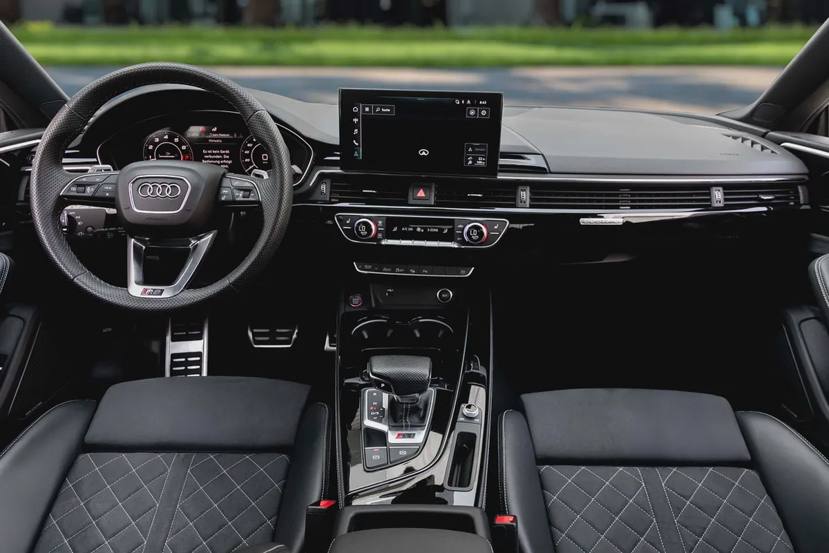 4,877 P.M |  RS5 Coupe | 0% Downpayment | Excellent Condition!-7-7