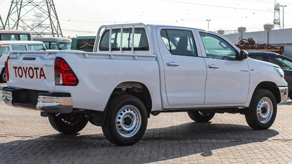 Toyota Hilux TOYOTA HILUX BASIC OPTION 2024 V4 DIESEL 2.4L