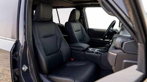 Toyota Prado (LHD) TOYOTA PRADO 250 WX+ LUXURY 2.4P AT MY205 - BLACK