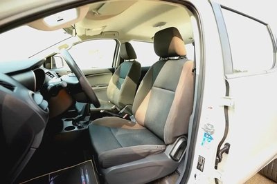 Mazda BT-50 | Double Cabin 4X4 | Manual | GCC Specs | Ref#M73264-9
