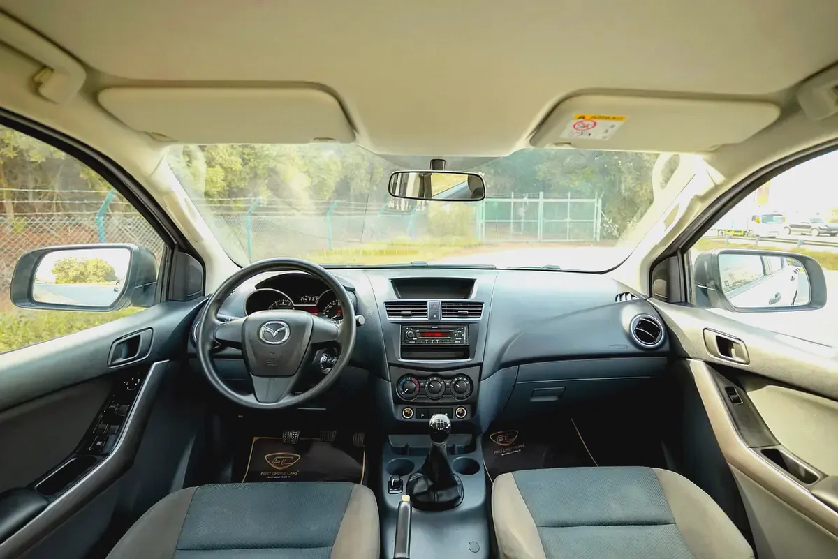 Mazda BT-50 | Double Cabin 4X4 | Manual | GCC Specs | Ref#M73264-7-7