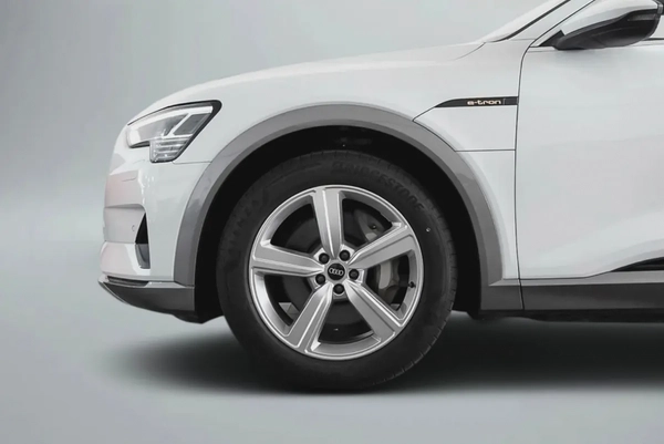 3,049 / 60 months | 0% DP | 2023 Audi E Tron Advanced 55 Quattro / Audi Warranty  Service Contr