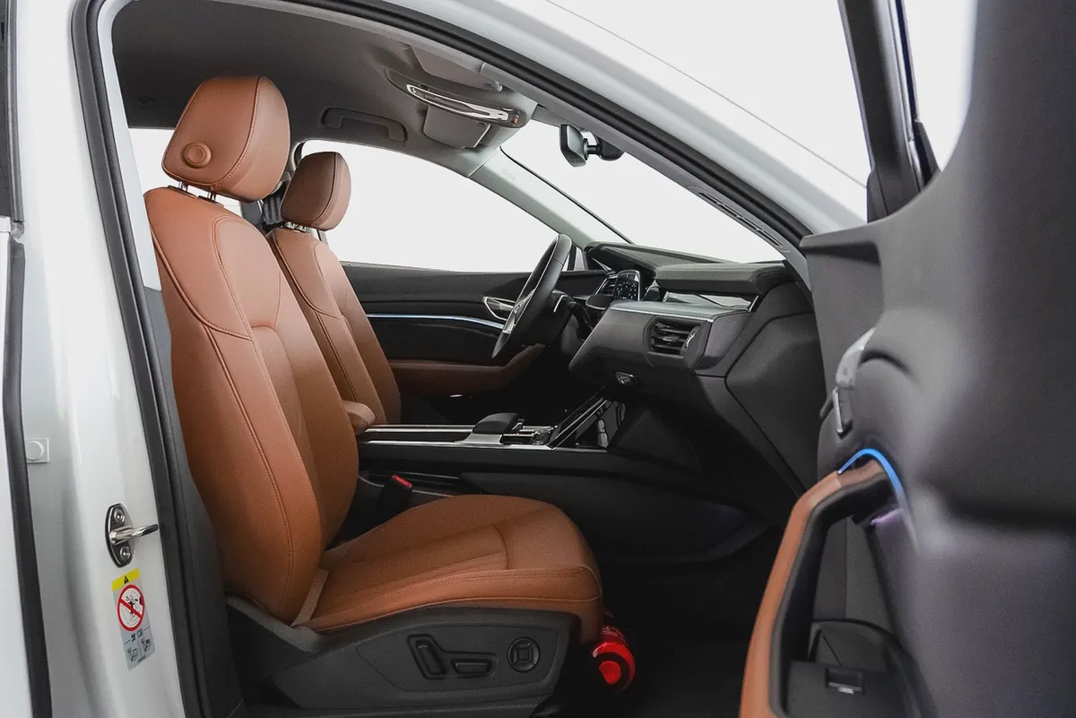 3,049 / 60 months | 0% DP | 2023 Audi E Tron Advanced 55 Quattro / Audi Warranty  Service Contr-7-7