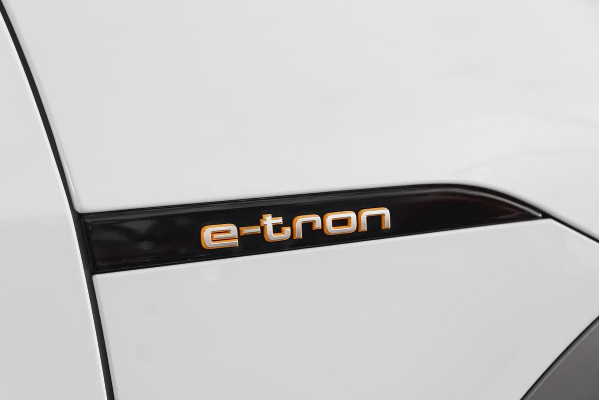 3,049 / 60 months | 0% DP | 2023 Audi E Tron Advanced 55 Quattro / Audi Warranty  Service Contr-13-13