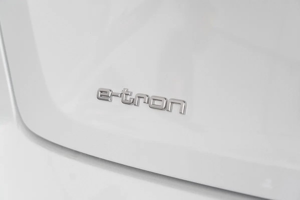 3,049 / 60 months | 0% DP | 2023 Audi E Tron Advanced 55 Quattro / Audi Warranty  Service Contr