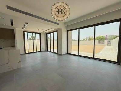 Brand New Ready To Move 4802 Square Feet 4BR Townhouse Villa Available For Rent-12