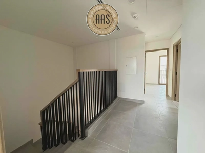 Brand New Ready To Move 4802 Square Feet 4BR Townhouse Villa Available For Rent-4