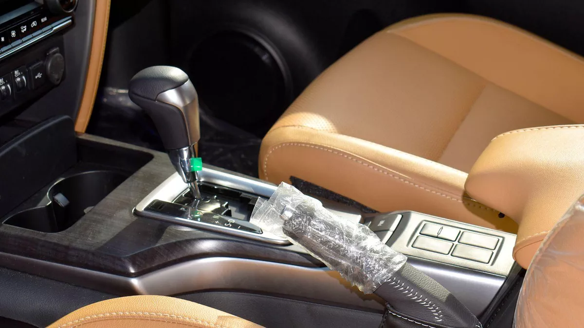 TOYOTA FORTUNER 2.7L PETROL 2025-2-2