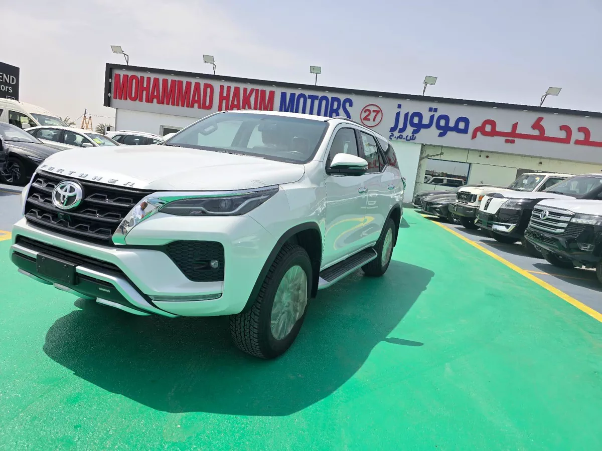 TOYOTA FORTUNER 2.7L PETROL 2025-1-1