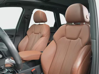 GCC specs LOW MILEAGE Audi Q5 S line Quattro-11