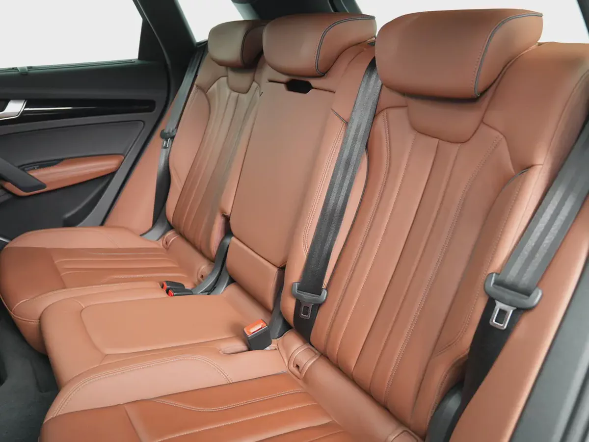 GCC specs LOW MILEAGE Audi Q5 S line Quattro-12-12