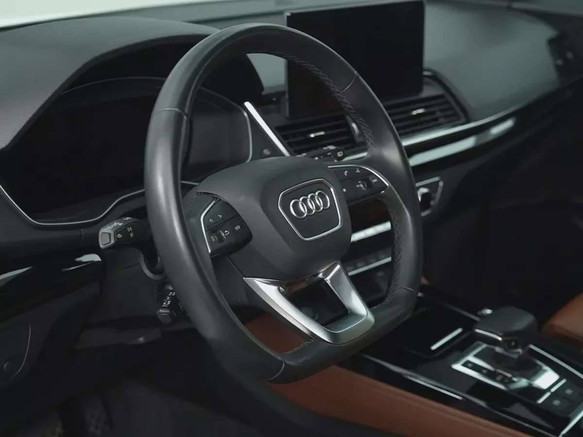 GCC specs LOW MILEAGE Audi Q5 S line Quattro-15-15
