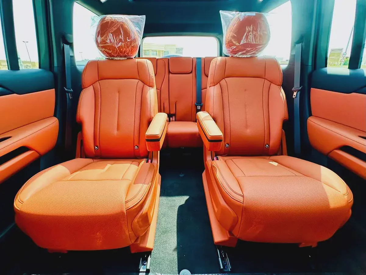Rox 01 2026 7 Seater-11-11