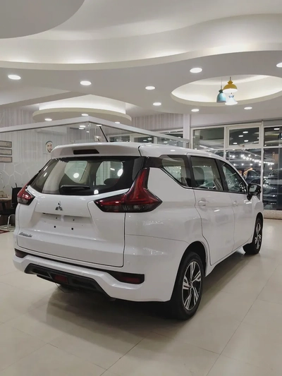 Mitsubishi Xpander GLS 2022 - GCC Specs - Excellent Condition-5
