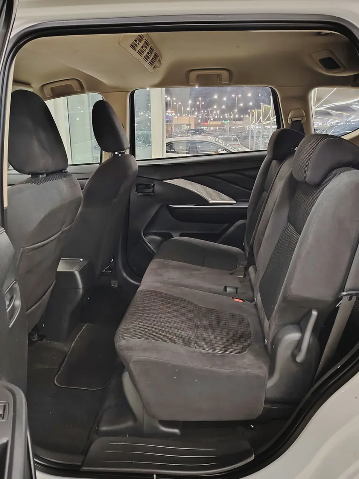 Mitsubishi Xpander GLS 2022 - GCC Specs - Excellent Condition
