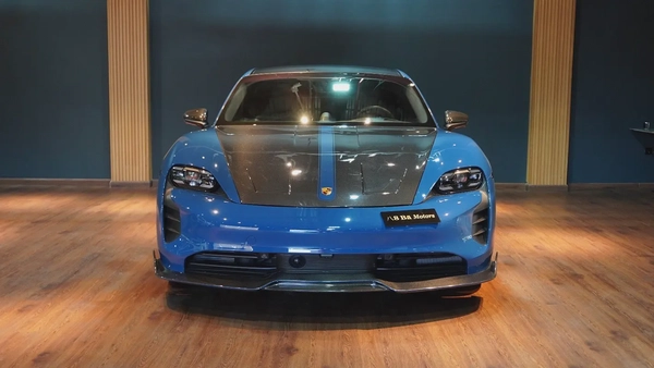 2022 Porsche Taycan GTS | Very Low Mileage 3k | Electric