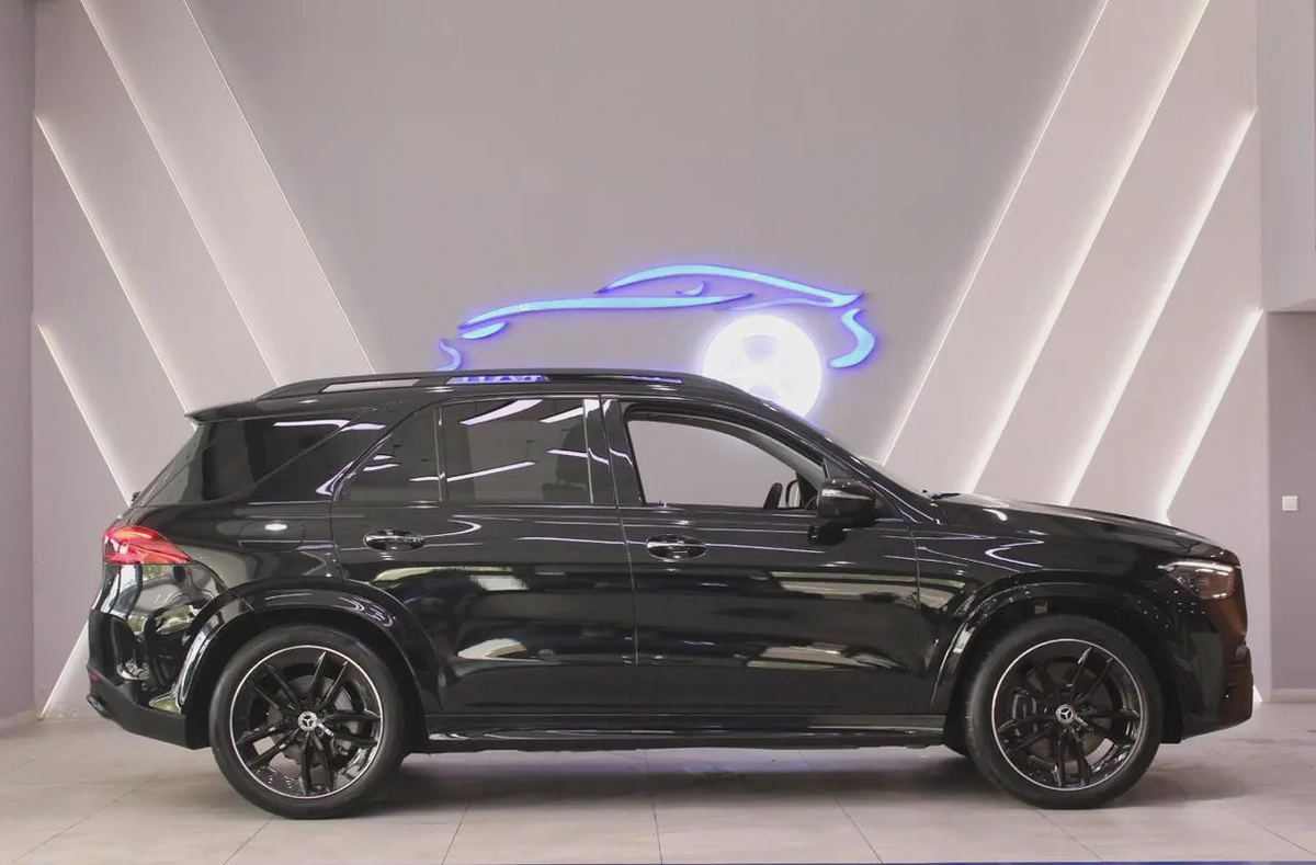 2024 - Mercedes-Benz GLE 450d - Diesel for 275,000.00 AED-5-5