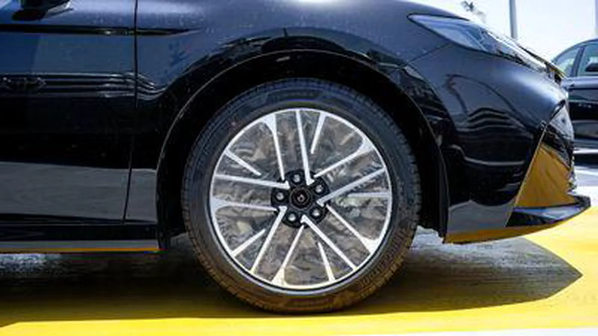 Toyota Camry GLE GCC Specs-4-4