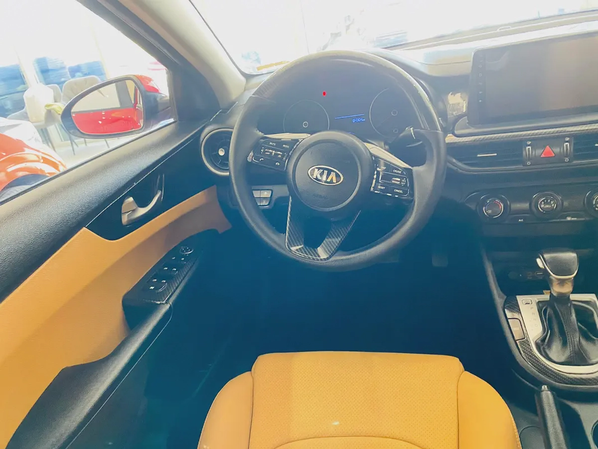 Kia Cerato GLS 2019 - GCC Specs - Excellent Condition-15-15