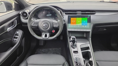MG MG6 X-LINE (White)-10
