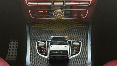 Mercedes-Benz G 63 AMG 4MATIC SUV-13
