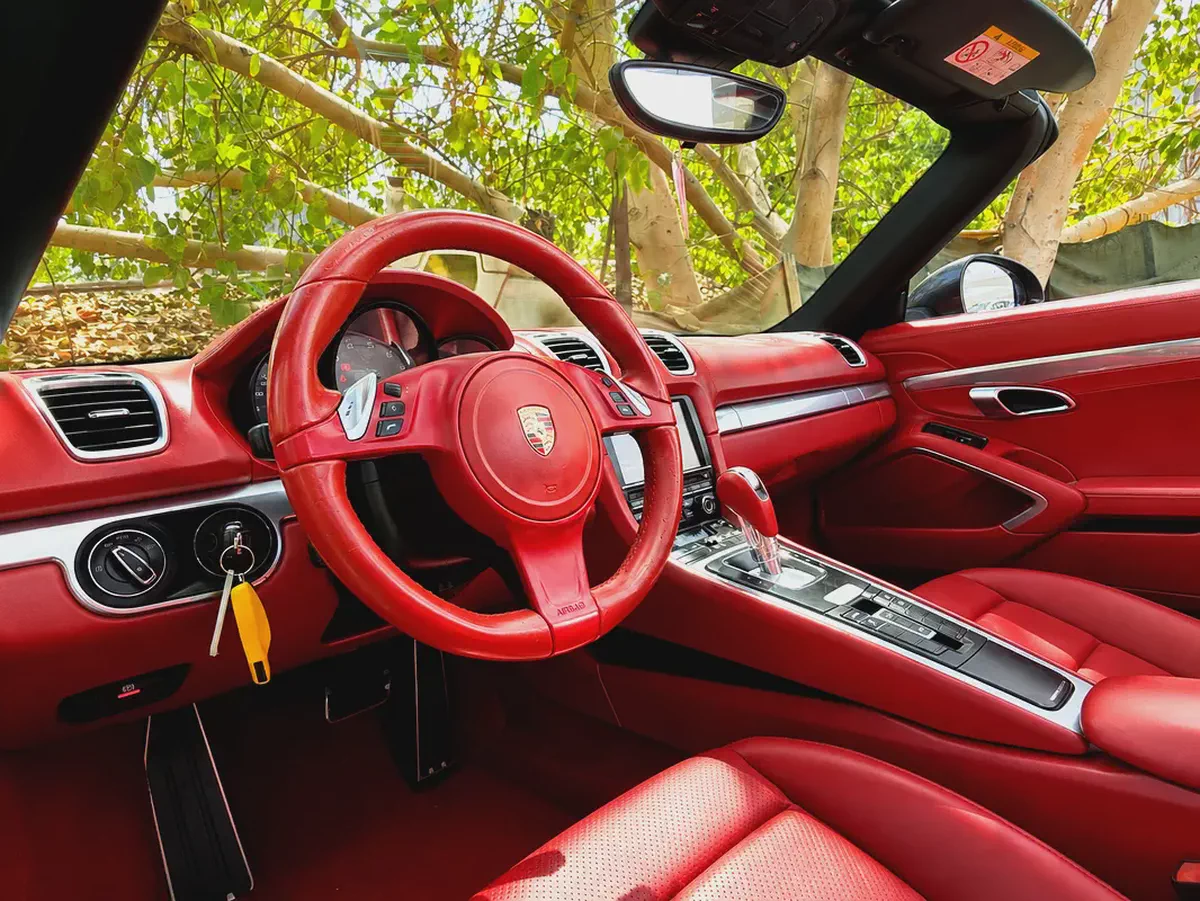 Under Porsche Warranty | 3.4L 6 Cylinders | BOXSTER S | GCC Specs | FSH-5-5