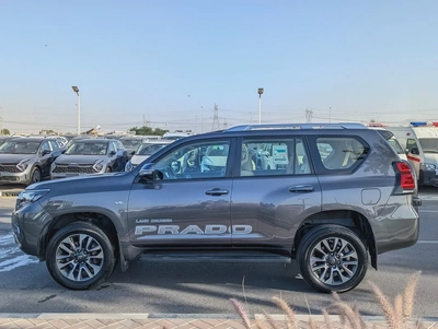 TOYOTA PRADO 2022 TXL TOP FULL OPTION GCC IN EXCELLENT CONDITION-15