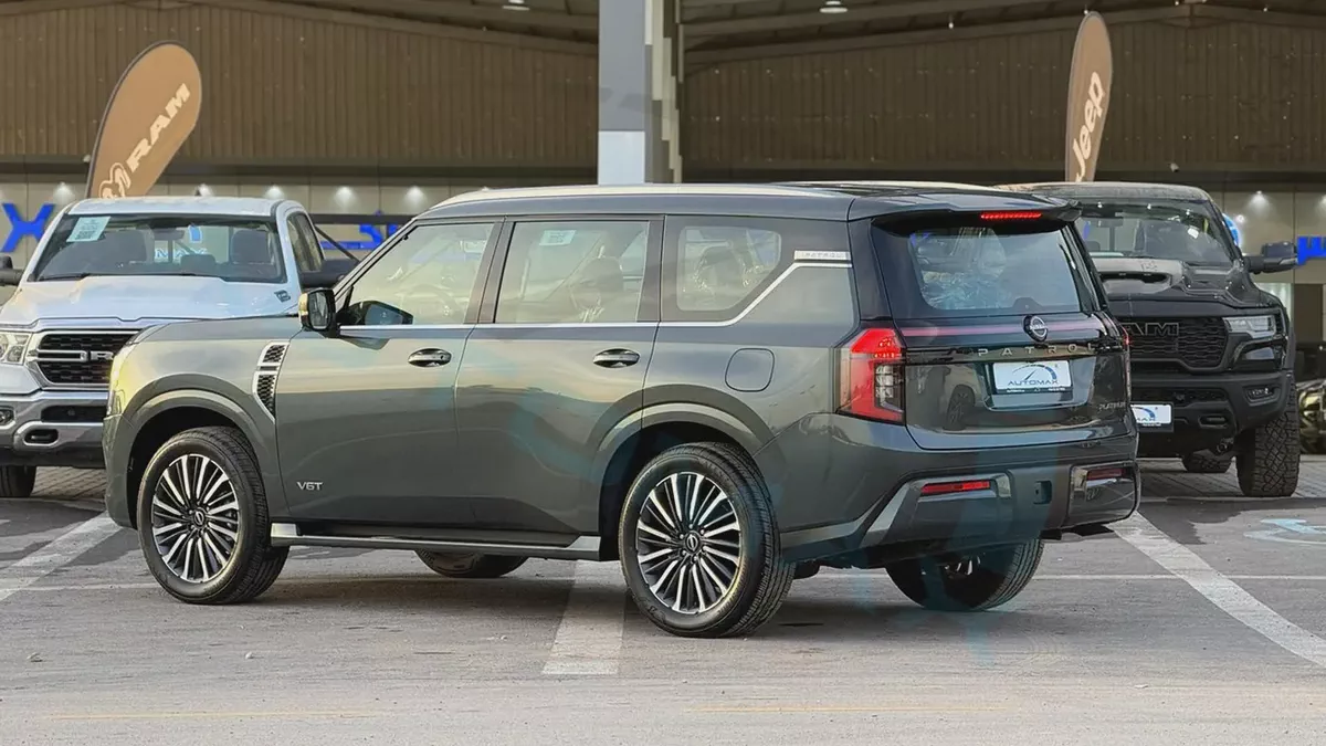 ( For Export / multiple colors ) 2026 Nissan Patrol LE Platinum City 3.5TT V6 4X4 GCC BRAND NEW-4-4