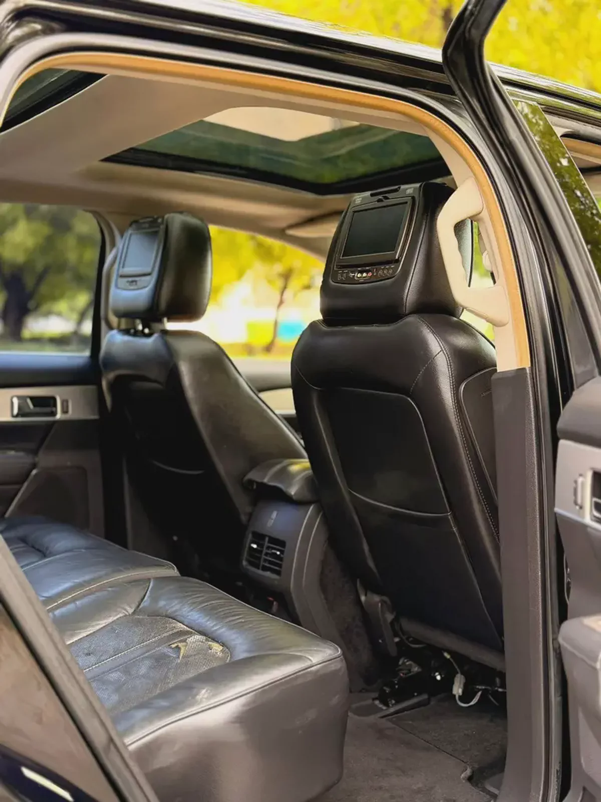 Lincoln MKX Titanium 2013 - GCC Specs - Well Maintained-12-12