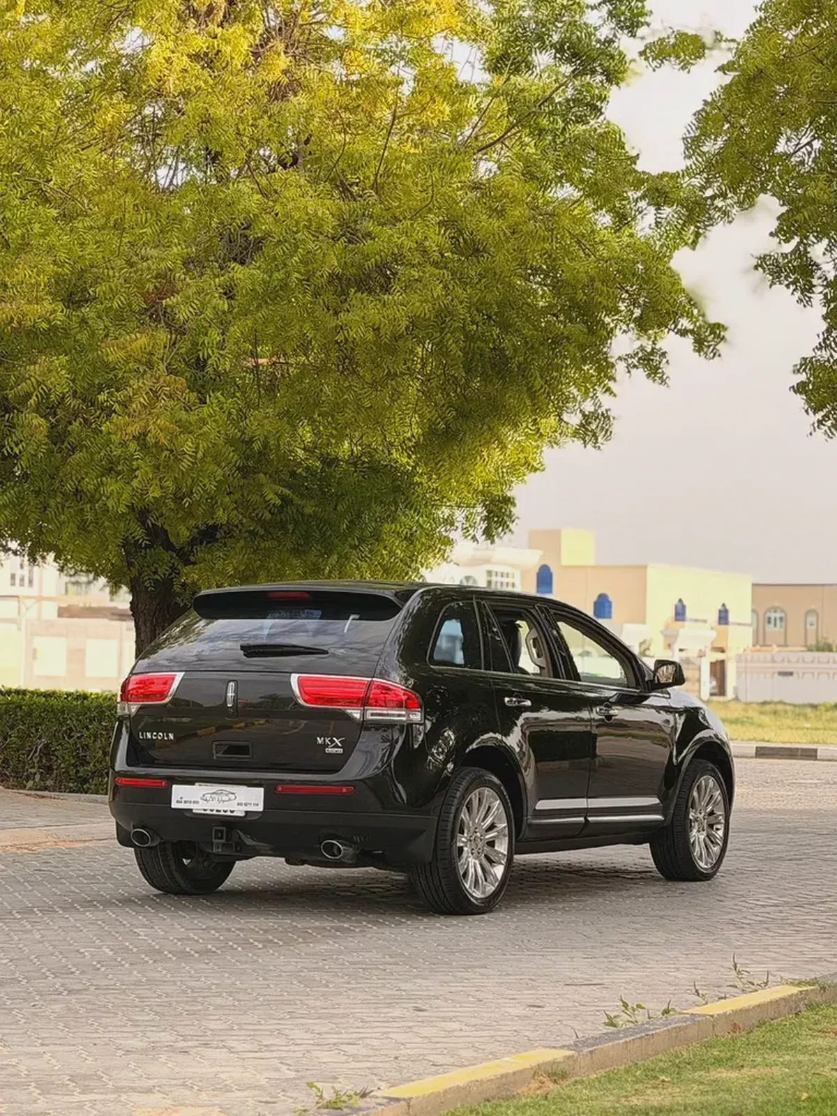 Lincoln MKX Titanium 2013 - GCC Specs - Well Maintained-3-3